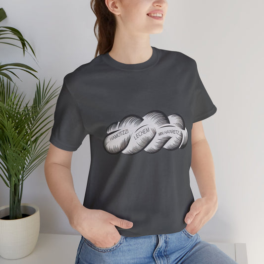 Hamotzi Braided Challah Tee | Nova Nostalgia Original